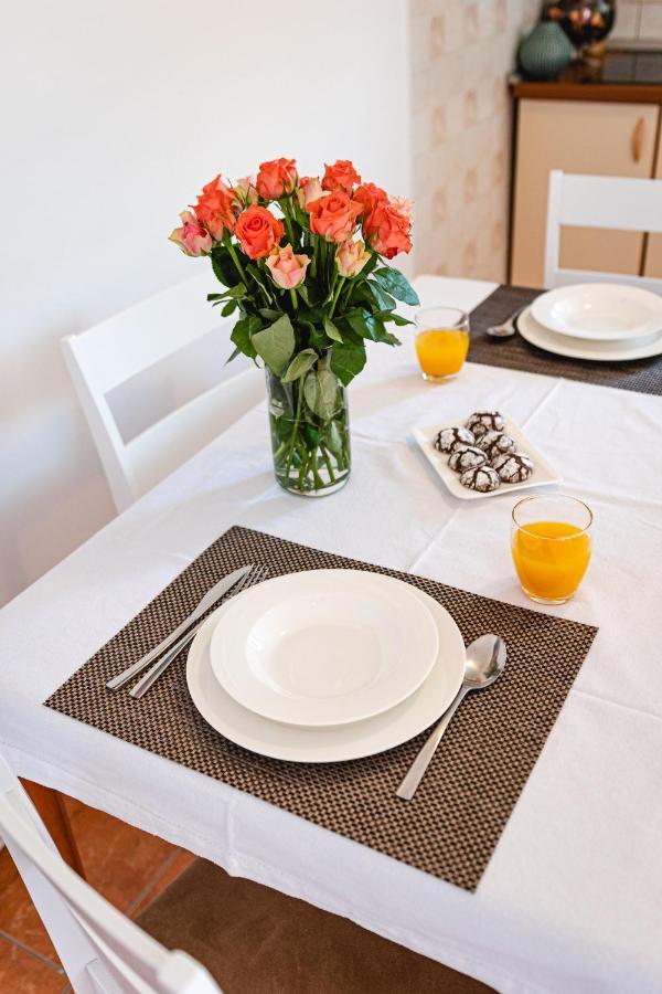 Korallion Apartment 시베니크 외부 사진